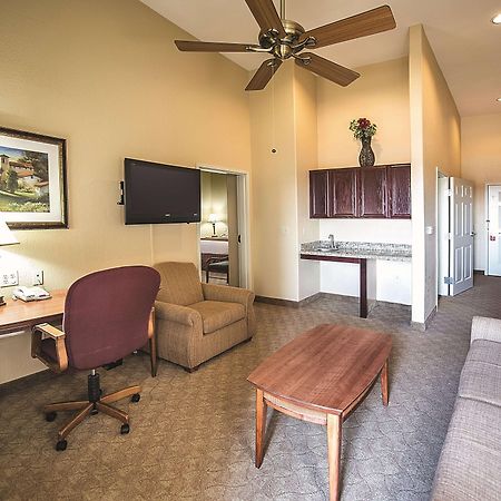 La Quinta By Wyndham Marble Falls Esterno foto
