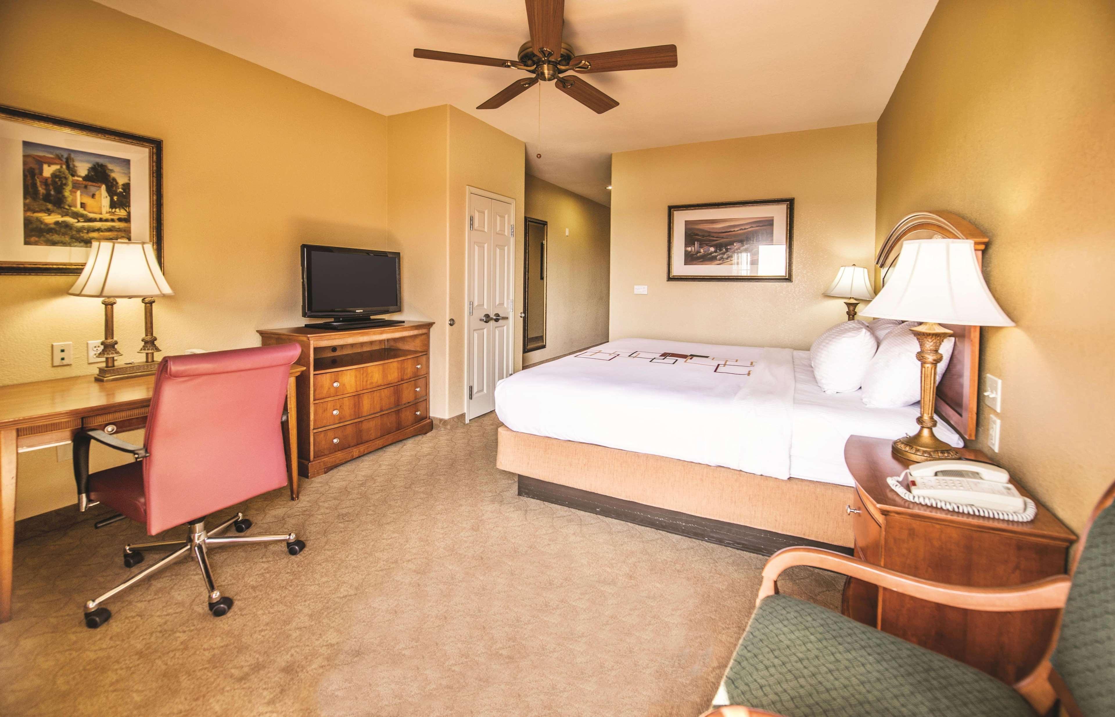 La Quinta By Wyndham Marble Falls Esterno foto