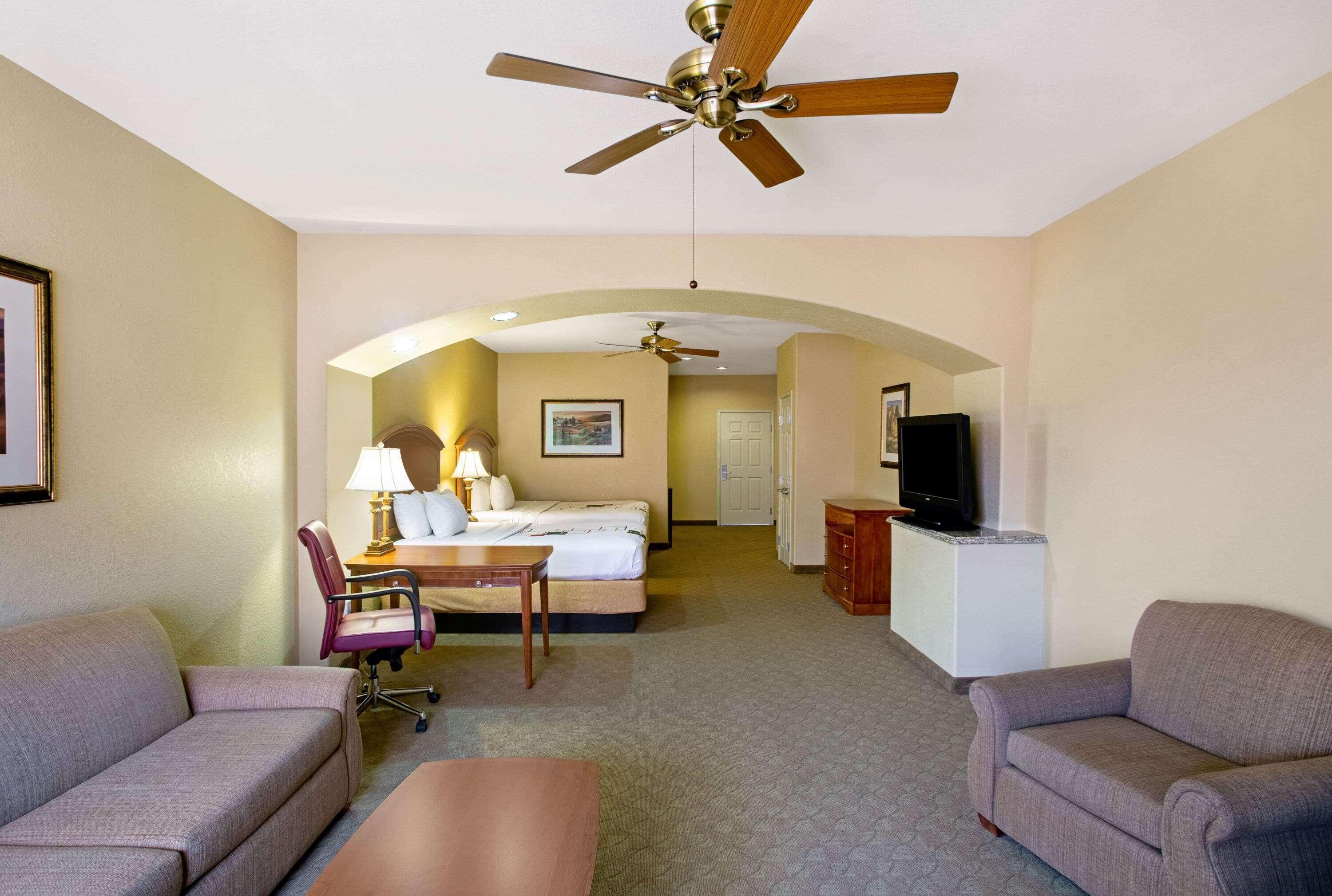La Quinta By Wyndham Marble Falls Esterno foto