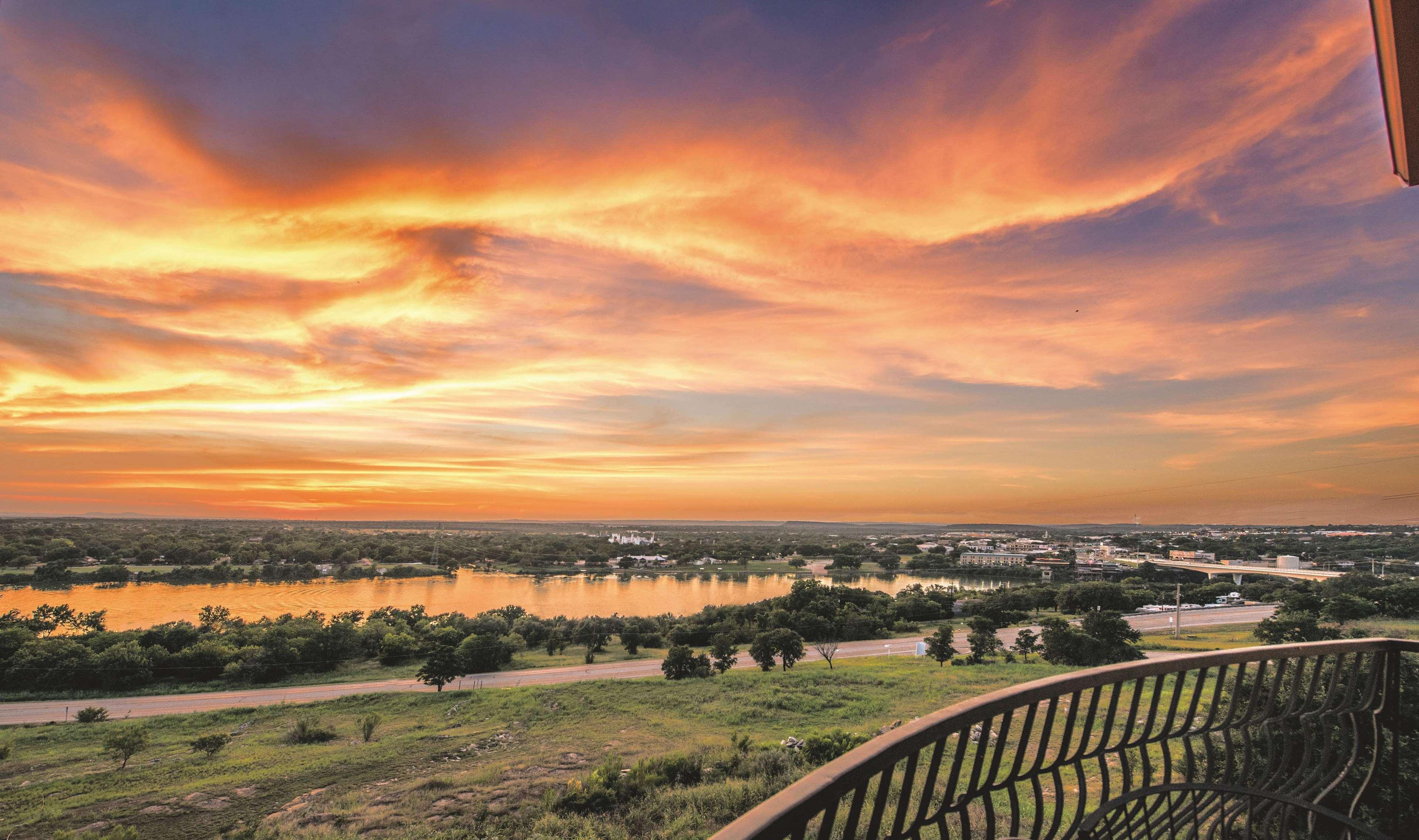 La Quinta By Wyndham Marble Falls Esterno foto