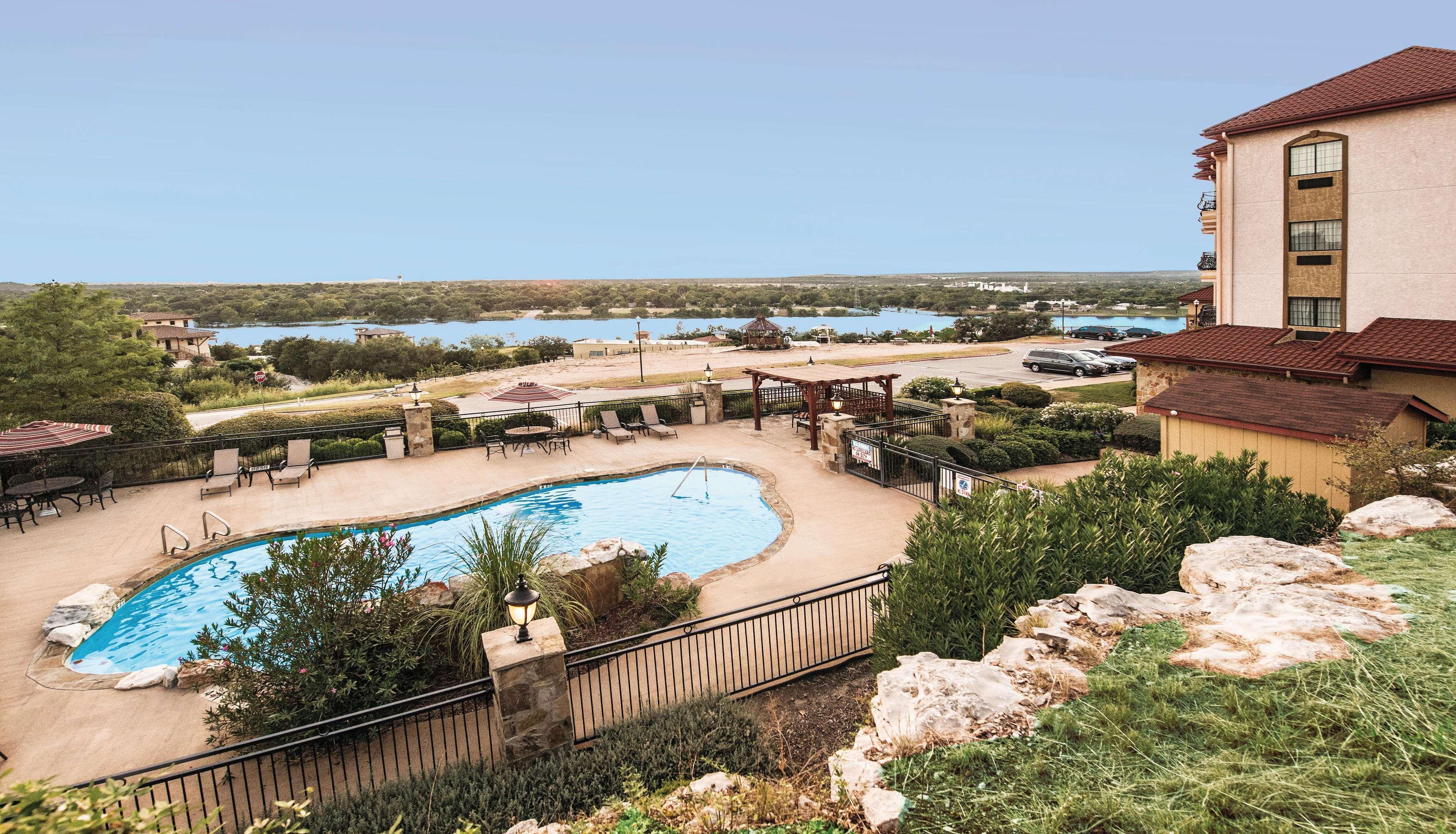 La Quinta By Wyndham Marble Falls Esterno foto
